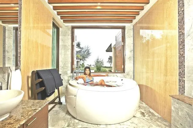 Honeymoon Villa, 1 Yatak Odası, Kişiye Özel Havuzlu, Denize Sıfır