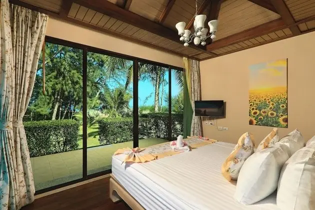 Luxury Villa, 3 Yatak Odası, Kişiye Özel Havuzlu, Denize Sıfır