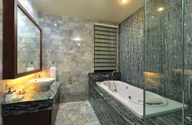 Luxury Villa, 3 Yatak Odası, Kişiye Özel Havuzlu, Denize Sıfır