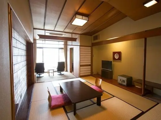 Economy Oda, Sigara İçilmez (Japanese-style)