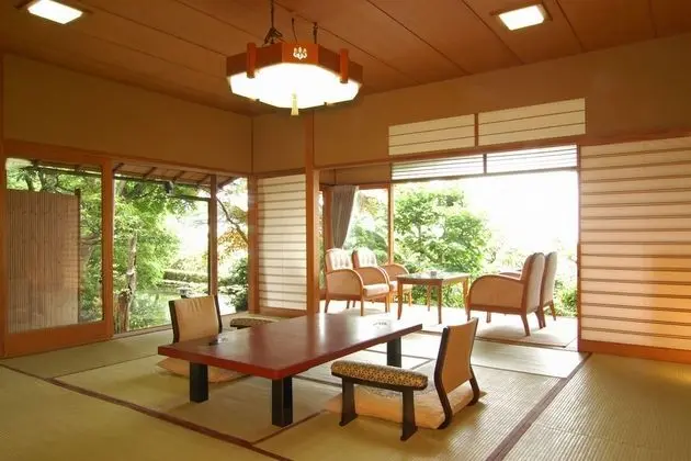 Traditional Oda