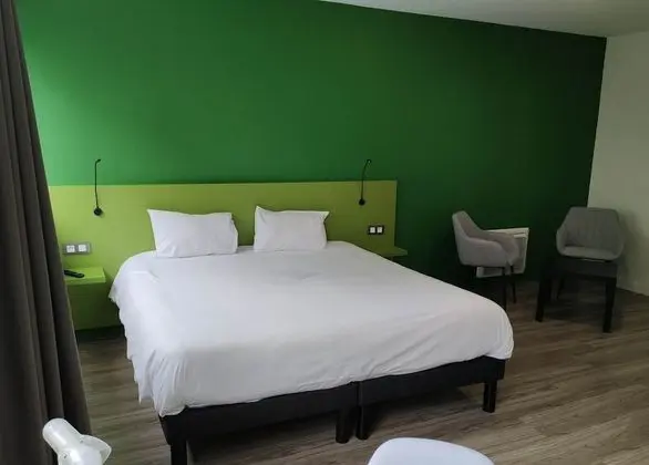 Classic Tek Büyük Yataklı Oda, 1 Büyük (Queen) Boy Yatak