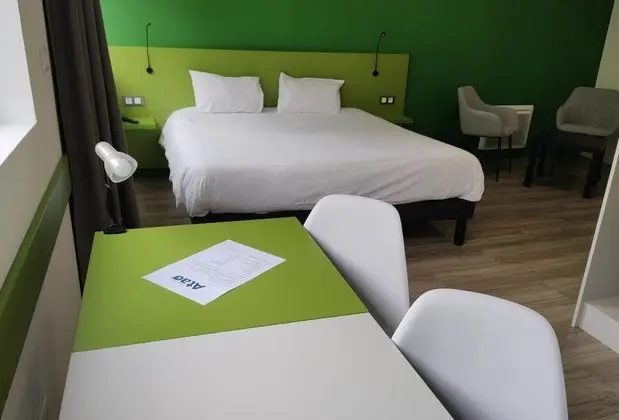 Classic Tek Büyük Yataklı Oda, 1 Büyük (Queen) Boy Yatak