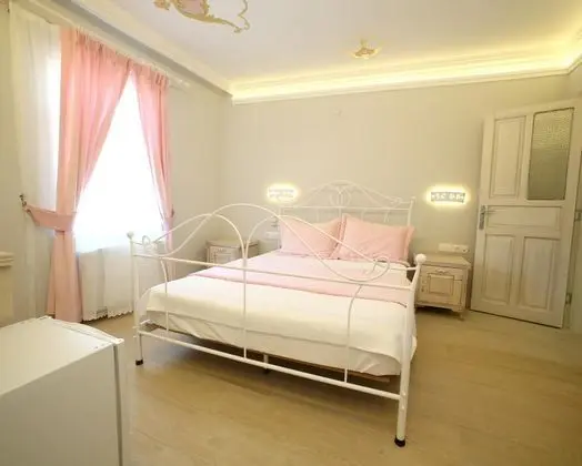 Standart Oda, Bahçe Manzaralı