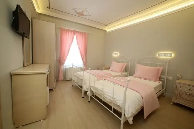 Standart Oda, Bahçe Manzaralı