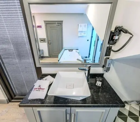 https://images.odamax.com/img/1024x768/odamax/image/upload/Atar_Airport_Hotel_202407151507359_119.jpg