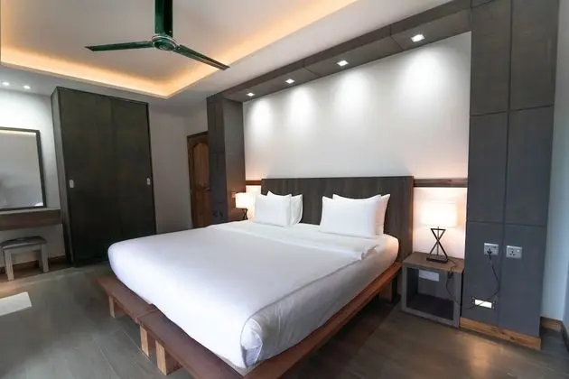Deluxe Tek Büyük Yataklı Oda