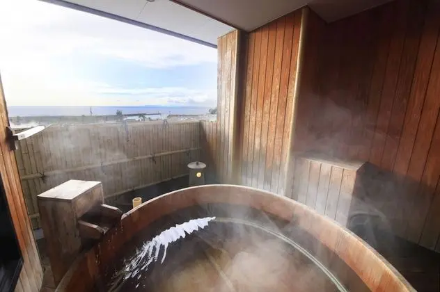 Superior Oda, Sigara İçilmez (Japanese Style, Open Air Bath)