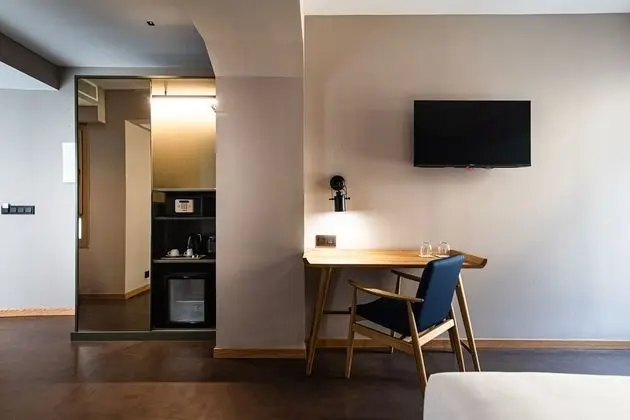 Deluxe Tek Büyük veya İki Ayrı Yataklı Oda, Balkon