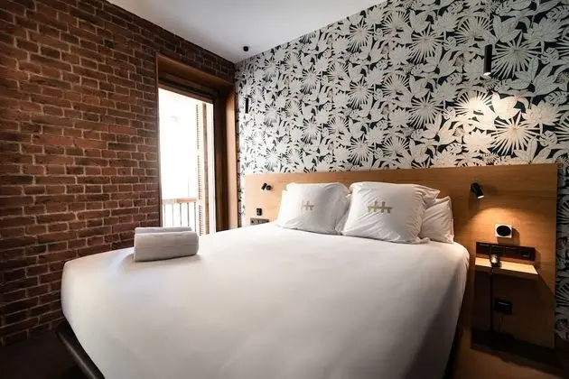 Tek Büyük Yataklı Oda, Balkon