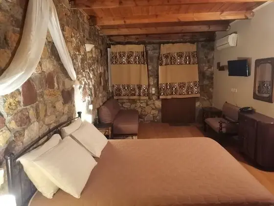 Superior Üç Kişilik Oda, Havuz Kullanımı, Avlu Manzaralı