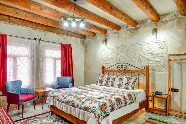 104 DELÜXE ROOM