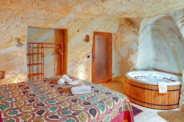 107 KİNG DELÜXE ROOM