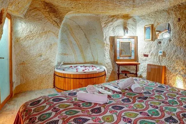 107 KİNG DELÜXE ROOM