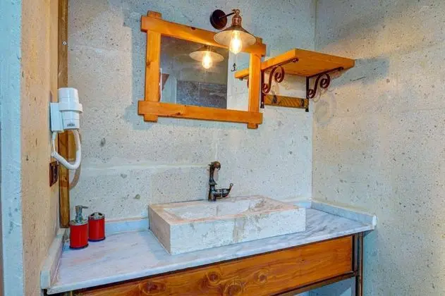 Jakuzili Deluxe Oda, Kara Manzaralı, Jakuzili