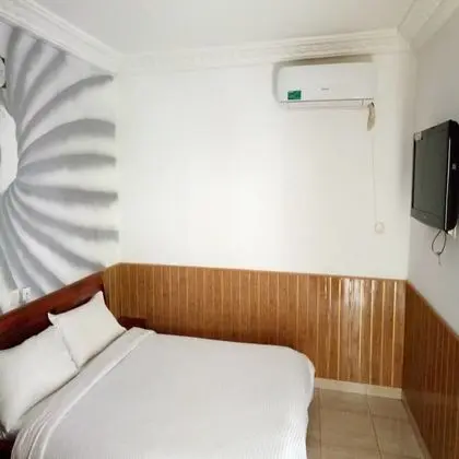 Comfort Oda, 1 Büyük (Queen) Boy Yatak, Sigara İçilmez