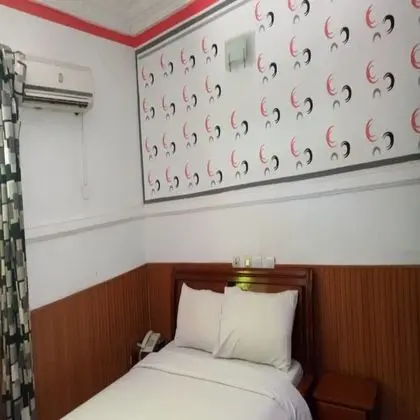 Comfort Oda, 1 Büyük (Queen) Boy Yatak, Sigara İçilmez