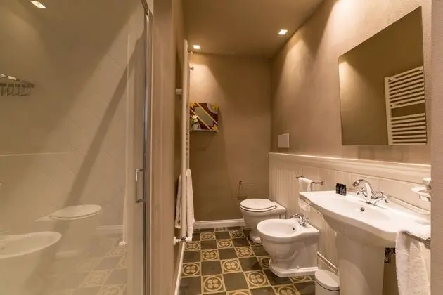 Standard Tek Büyük veya İki Ayrı Yataklı Oda