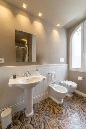 Superior Tek Büyük Yataklı Oda