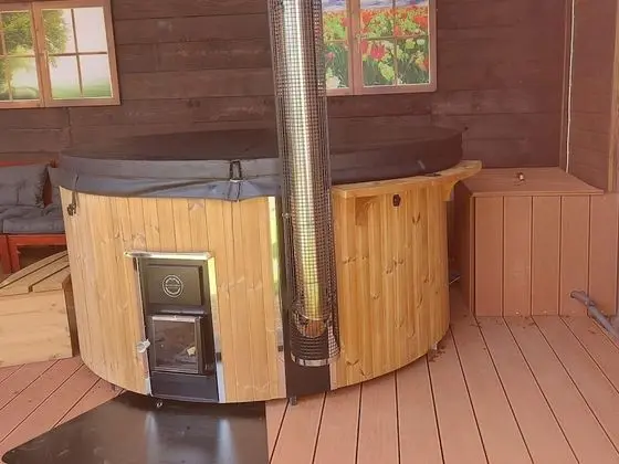Ev