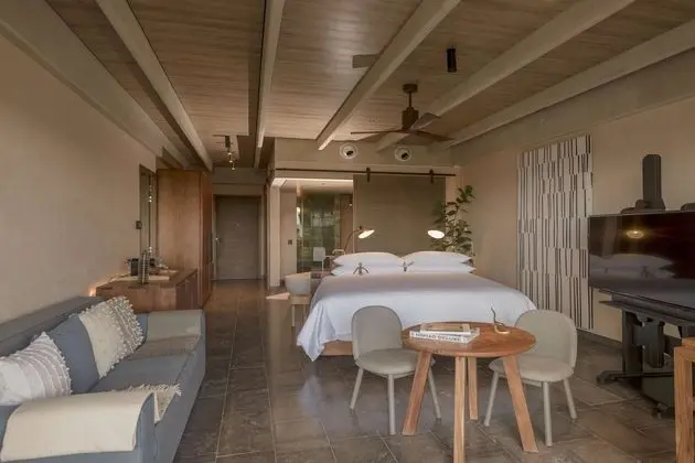 Junior Suite Ocean View - King
