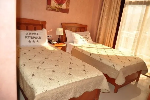 Tek Büyük veya İki Ayrı Yataklı Oda