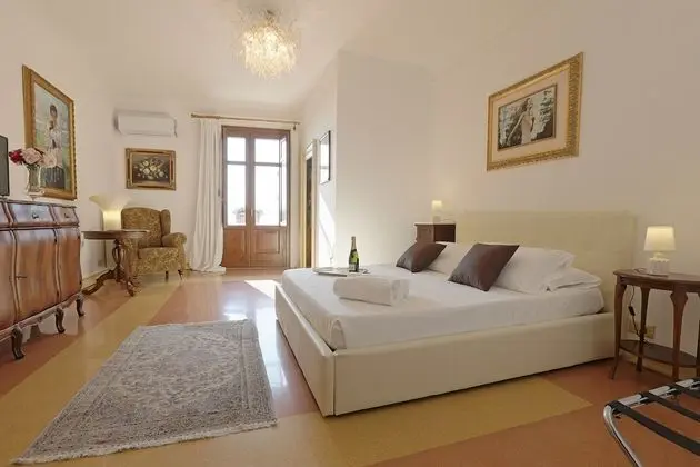 Deluxe Tek Büyük Yataklı Oda, 1 Yatak Odası, Deniz Manzaralı, Kule