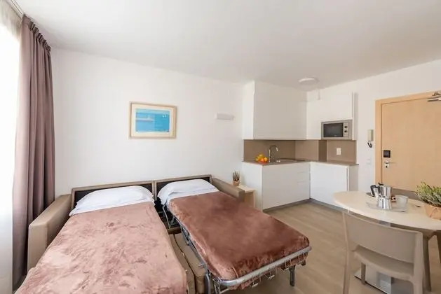 Superior Stüdyo, Havuz Manzaralı (3 pax)