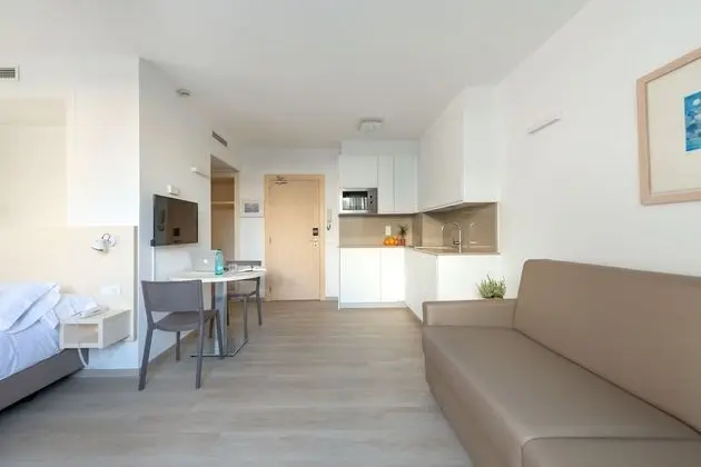 Superior Stüdyo, Teras (3 pax)