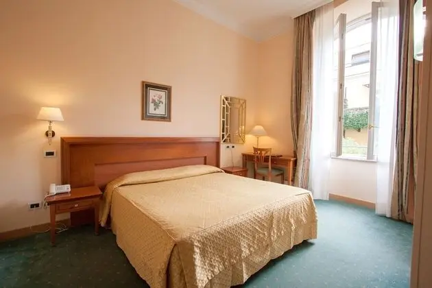 İki Ayrı Yataklı Oda, 2 Tek Kişilik Yatak