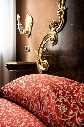 Classic Tek Büyük veya İki Ayrı Yataklı Oda