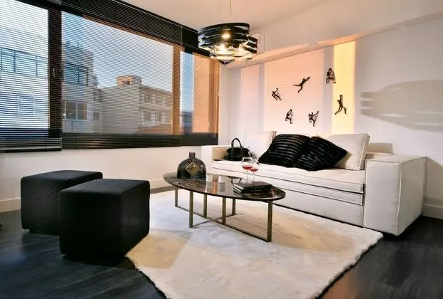 Junior Süit, Şehir Manzaralı