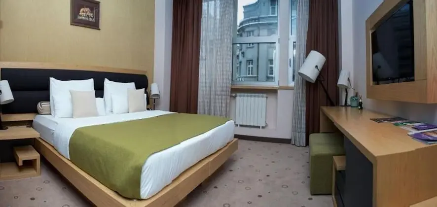 Standard Tek Büyük veya İki Ayrı Yataklı Oda