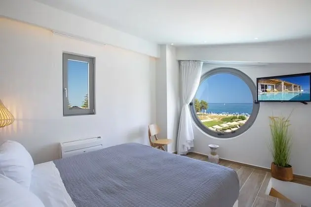 Atermono Suite, Split Level, Sea View, Private Pool