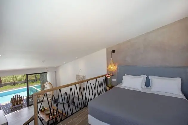 Atermono Suite, Split Level, Sea View, Private Pool