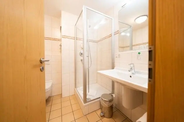 Comfort Büyük Yataklı Tek Kişilik Oda
