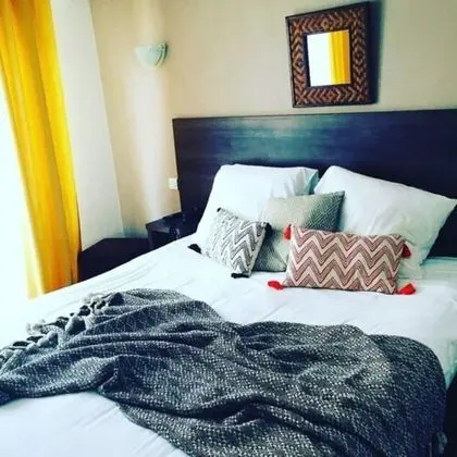 Superior Tek Büyük veya İki Ayrı Yataklı Oda