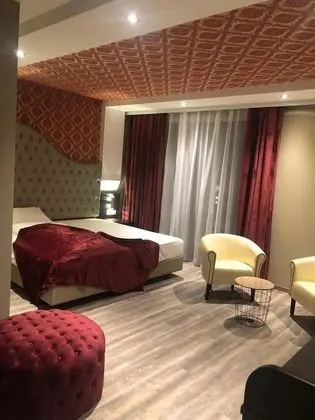 Tek Büyük Yataklı Oda, Balkon