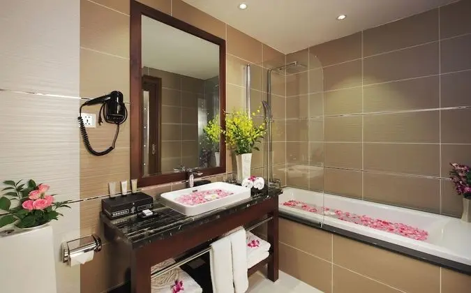 Senior Luxury