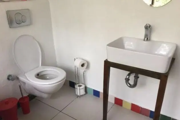 Standart Oda, Kara Manzaralı