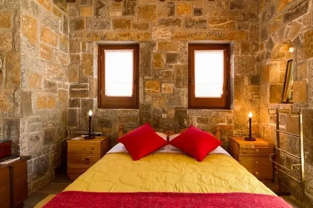 Traditional Stone Studio