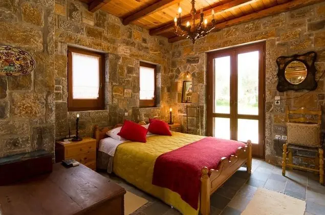 Traditional Stone Studio