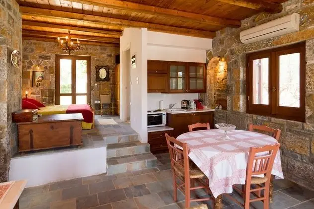 Traditional Stone Studio
