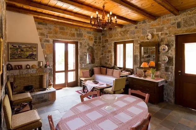 Traditional Stone Studio