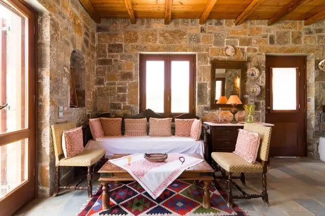 Traditional Stone Studio