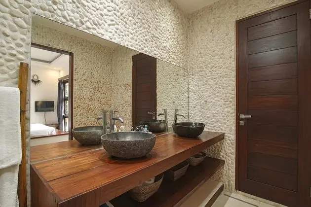 Basic Villa, Birden Çok Yatak