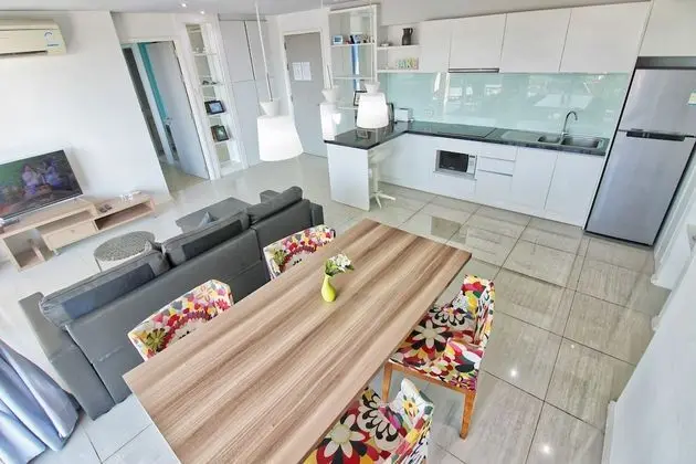 Exclusive Apart Daire, 2 Yatak Odası, Havuz Manzaralı