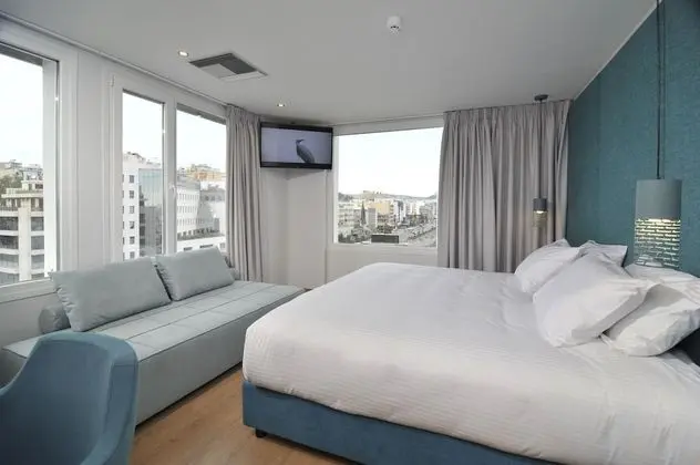 Deluxe Tek Büyük veya İki Ayrı Yataklı Oda (Acropolis View)