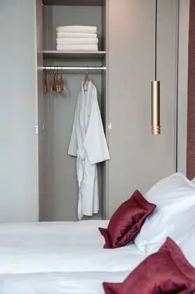 Deluxe Tek Büyük veya İki Ayrı Yataklı Oda (Acropolis View)