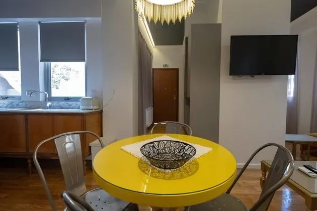 Deluxe Apart Daire, Avlu Manzaralı